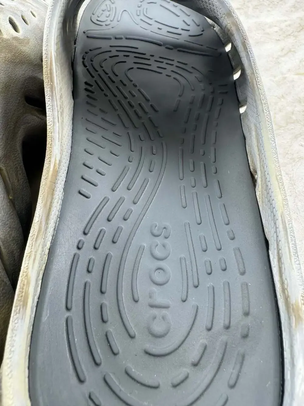 Crocs Echo Marbled Slide Sandals Men’s Size 11 Gray Comfort Recovery Slides